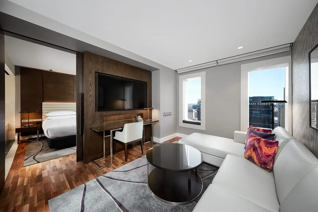 hilton-sydney-junior-suite-2